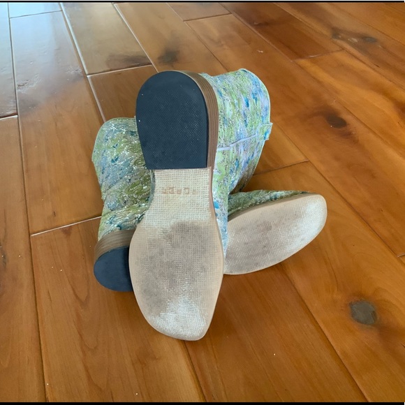 Rare girls Roper boots lime green size 3 - Picture 4 of 4